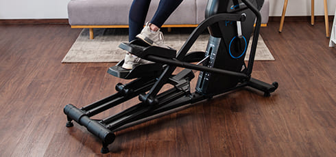 cardiostrong Crosstrainer FX90 Touch Leise beim Training