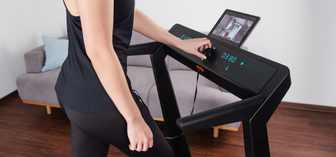 Darwin Treadmill TM30 Easy to use and sleek console